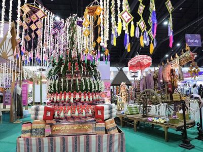 เริ่มแล้ว‼ งาน OTOP Midyear 2024 หลากหลายผลิตภัณฑ์ สีสันภูมิปัญญาไทย